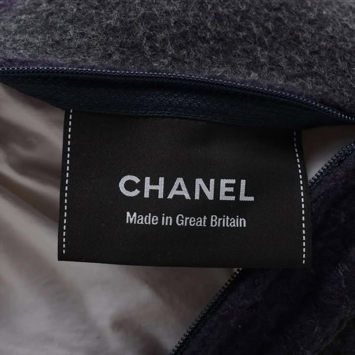 CHANEL Coco Mark Cushion Cover Dark Gray × Purple Wool Cashmere 17B 7-10-858