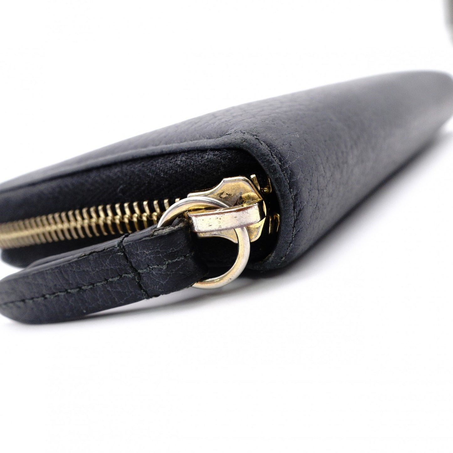 GUCCI Round Zipper GG Marmont Long Wallet, Leather, Black with Gold Hardware