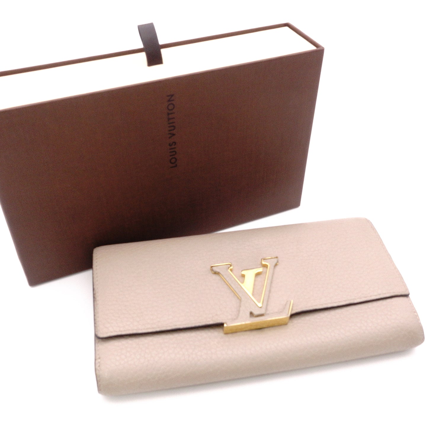 LOUIS VUITTON Portofolio Capucines Long Wallet, Leather, Beige, LV Gold Hardware