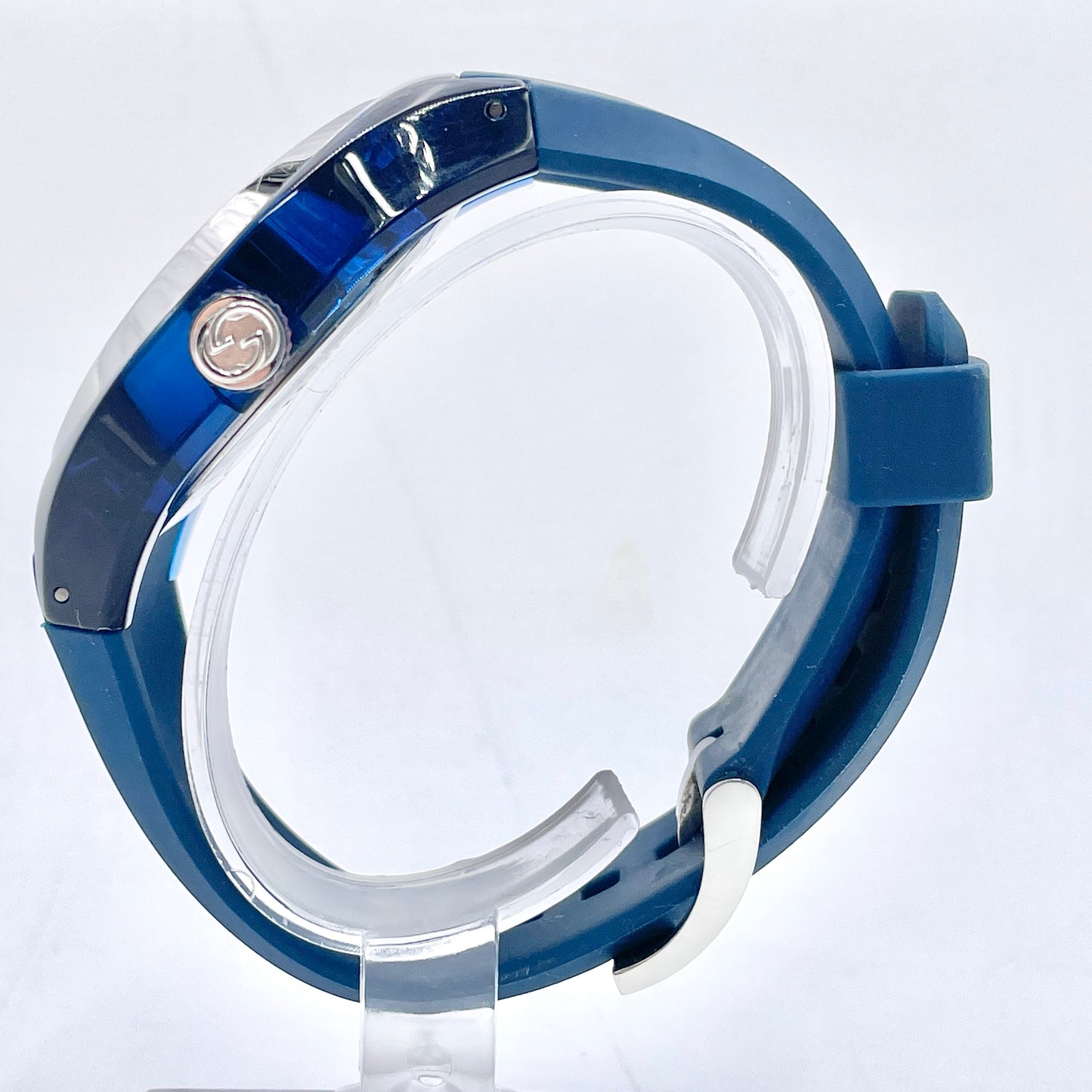 GUCCI 137.1 sink watch