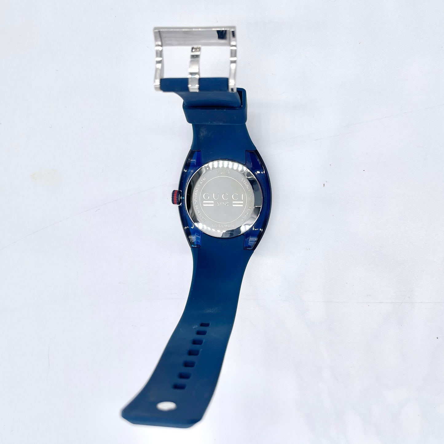 GUCCI 137.1 sink watch