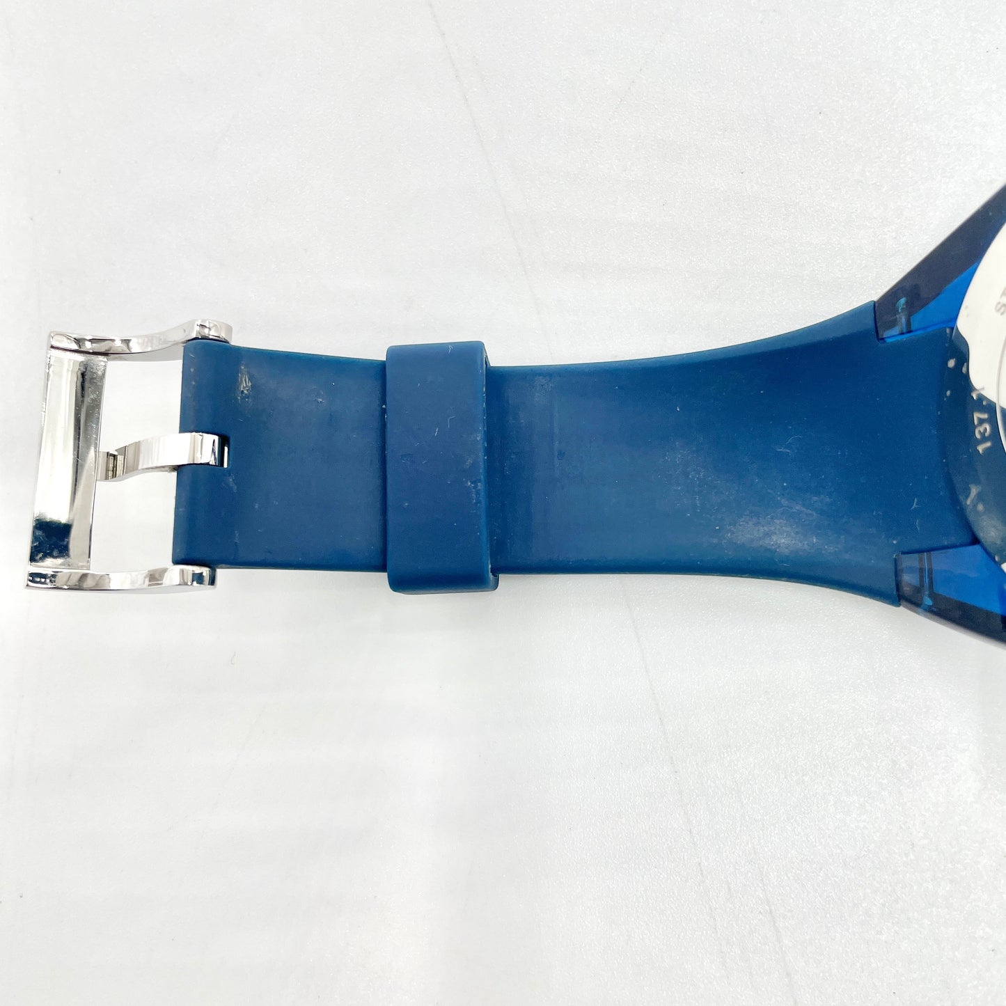 GUCCI 137.1 sink watch