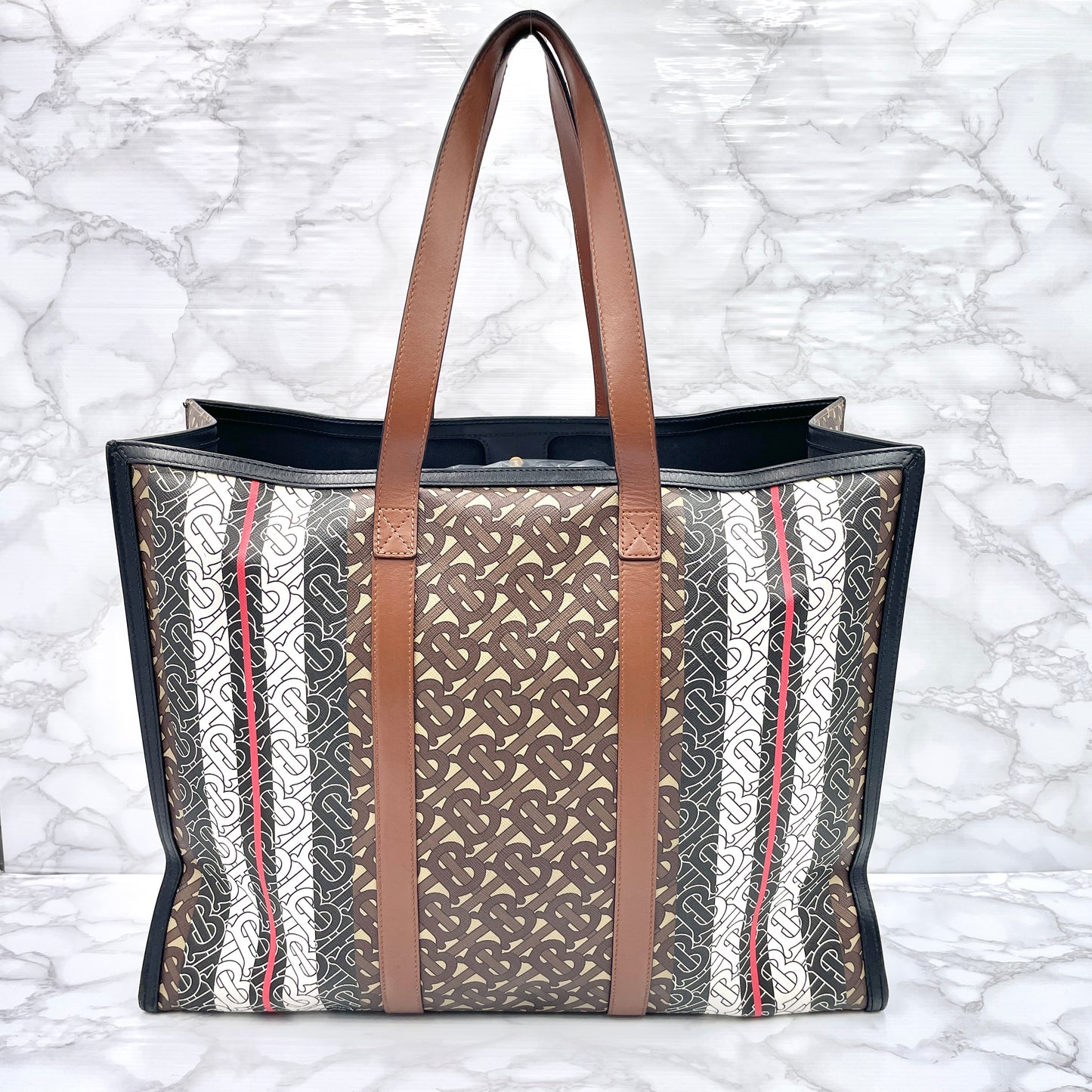 BURBERRY TB tote