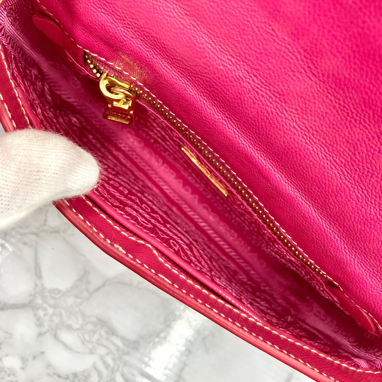 PRADA WOC