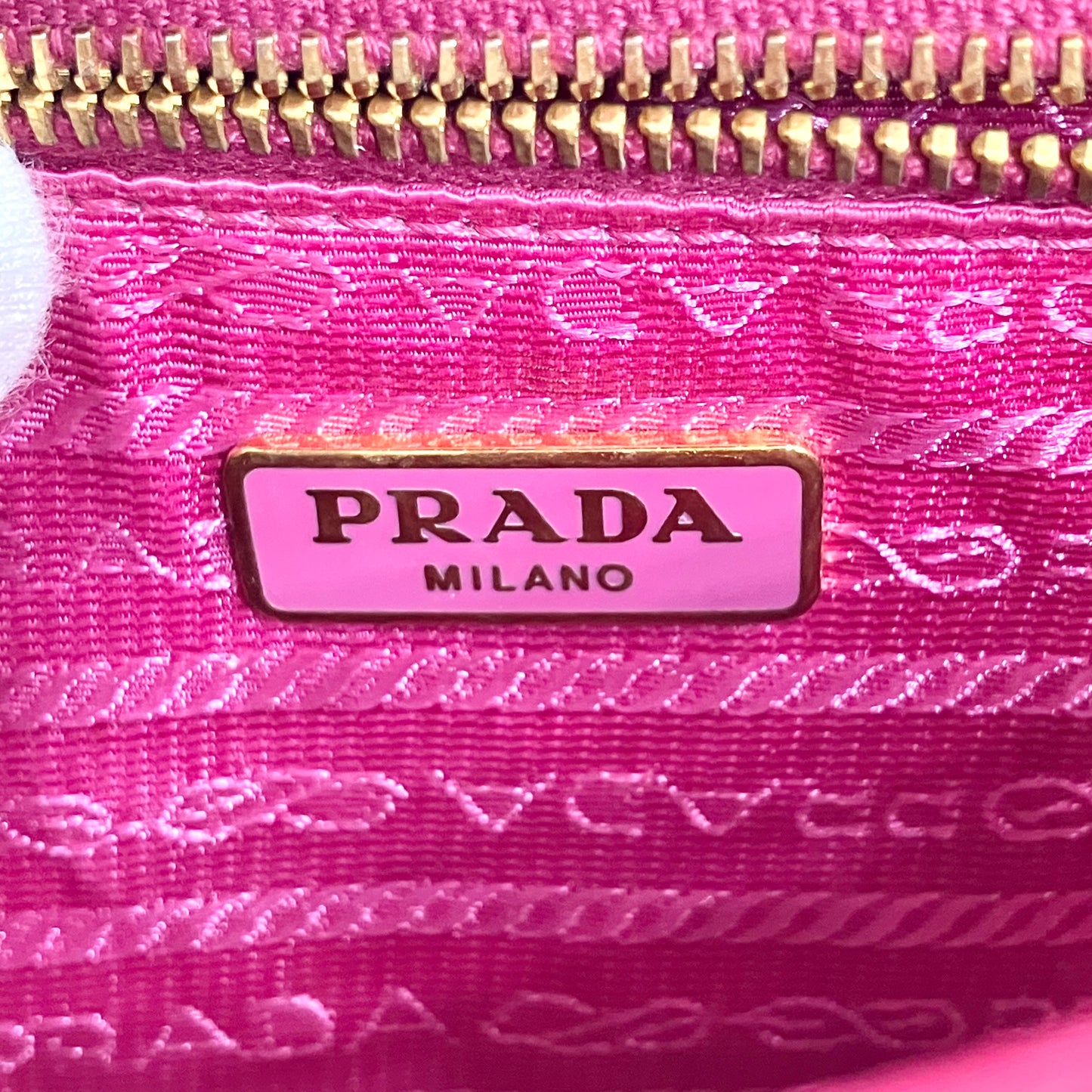 PRADA WOC