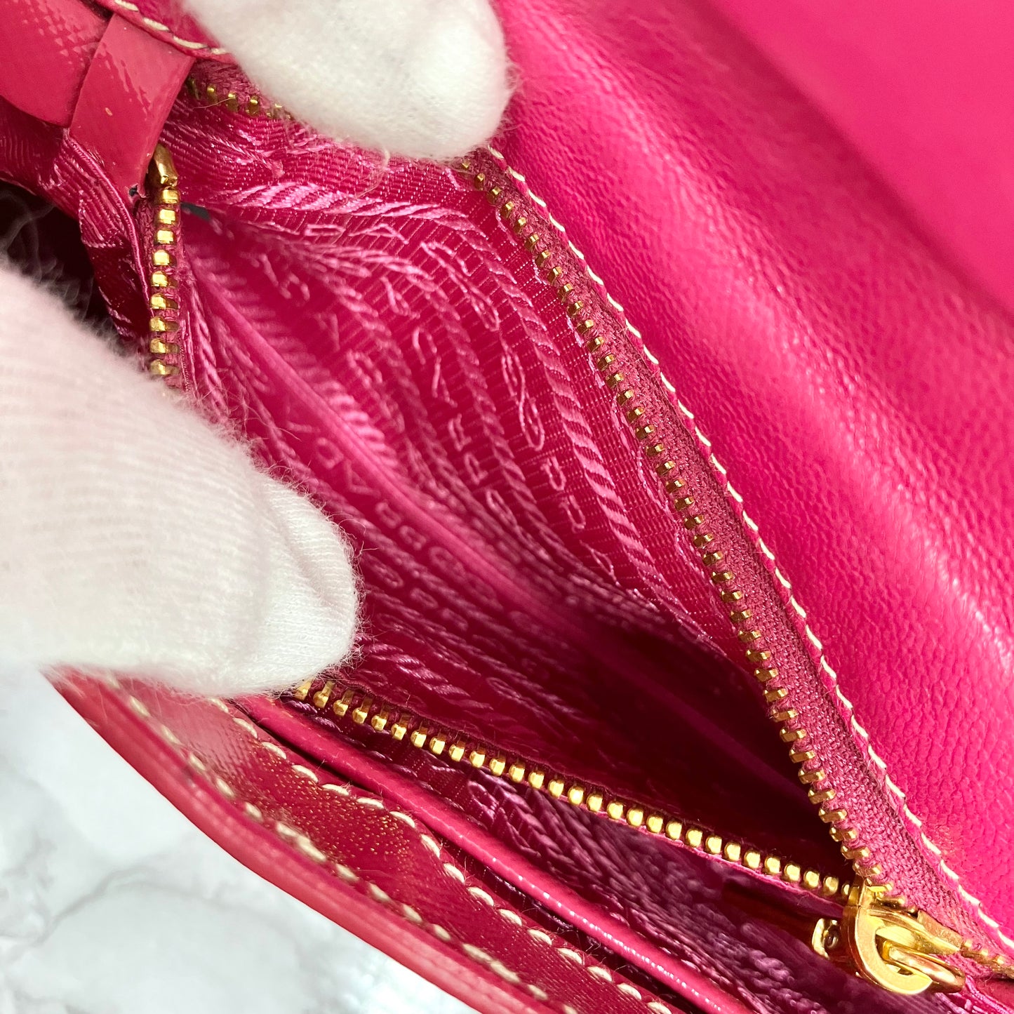PRADA WOC