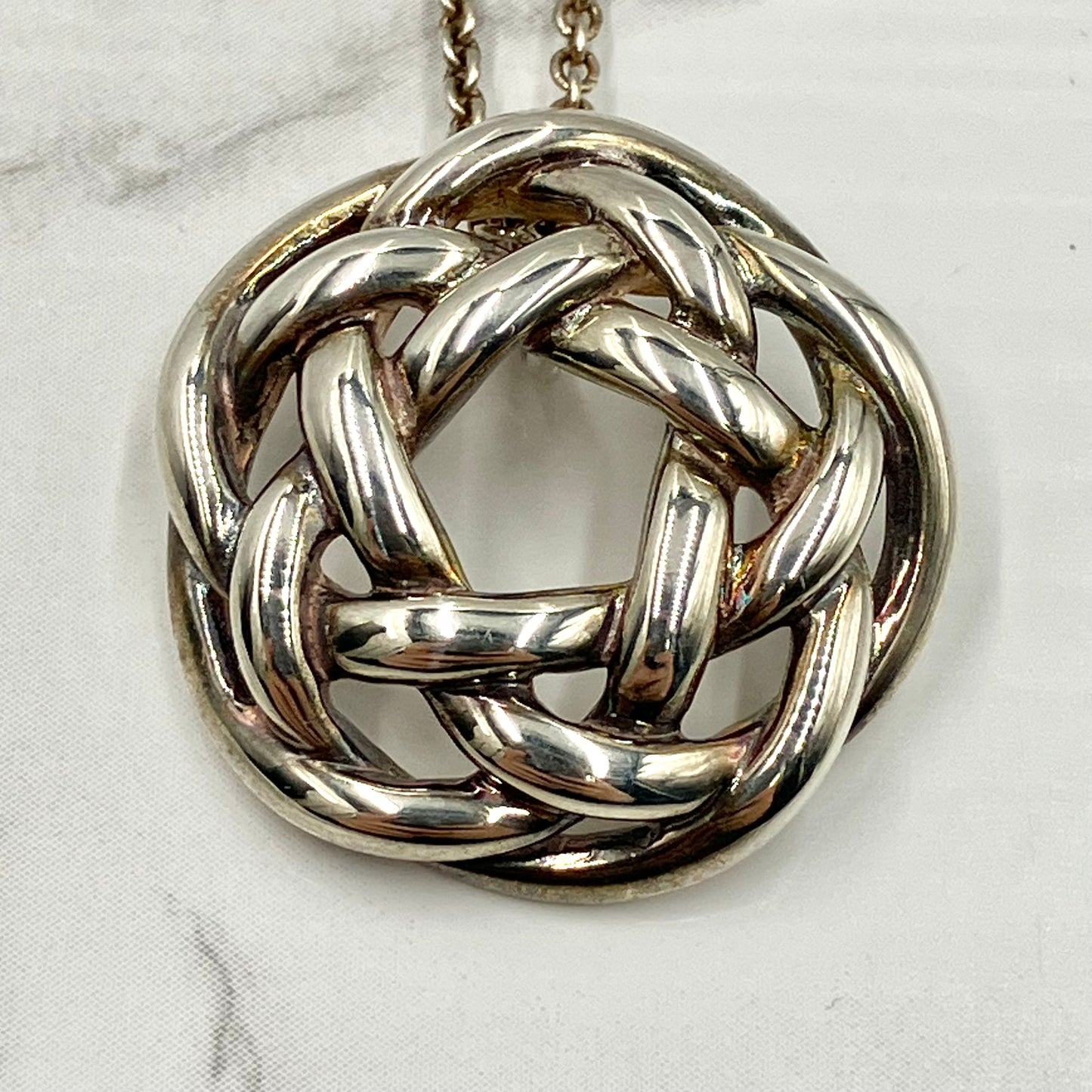 TIFFANY&Co. Knot Necklace