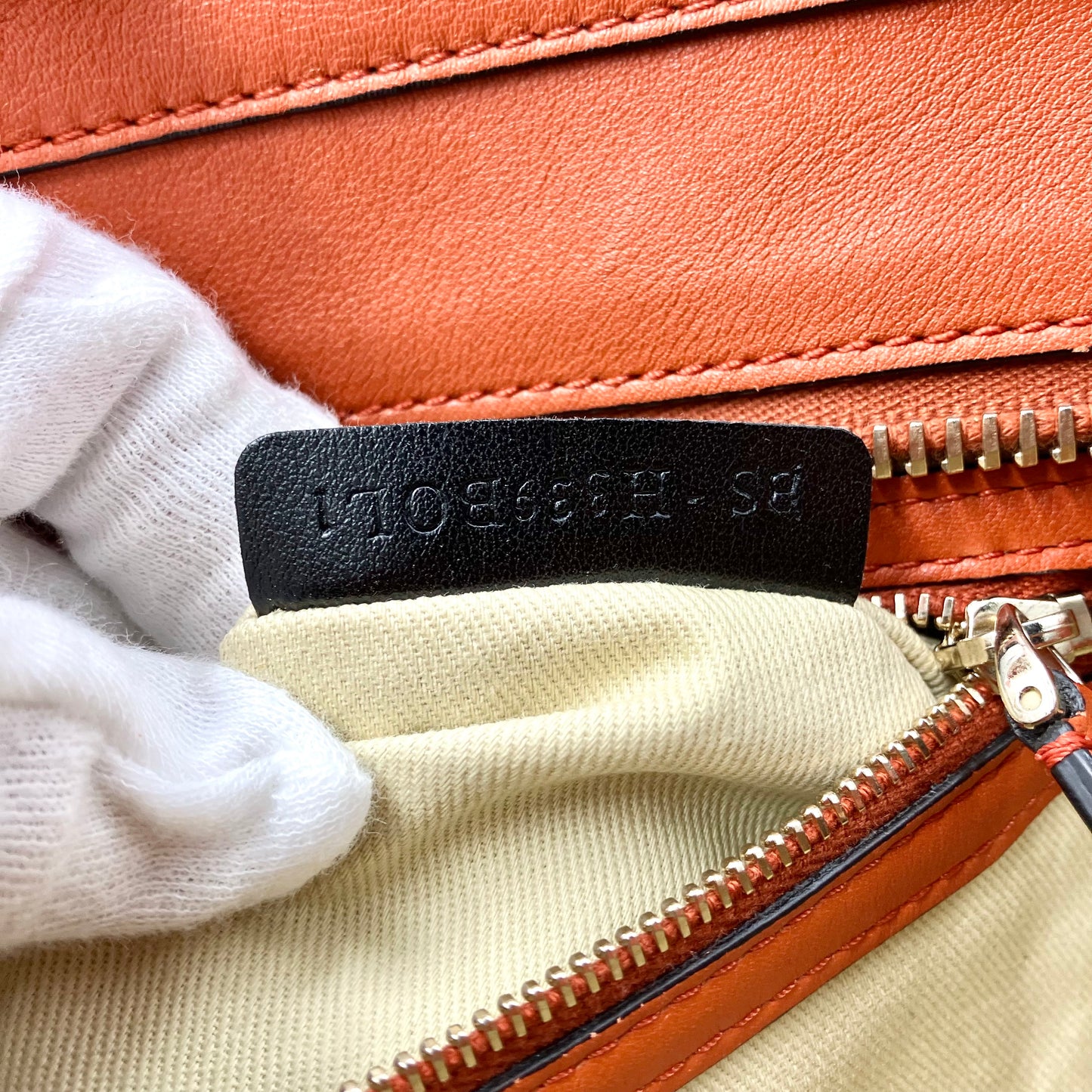 VALENTINO GARAVANI Studs Shoulder Bag