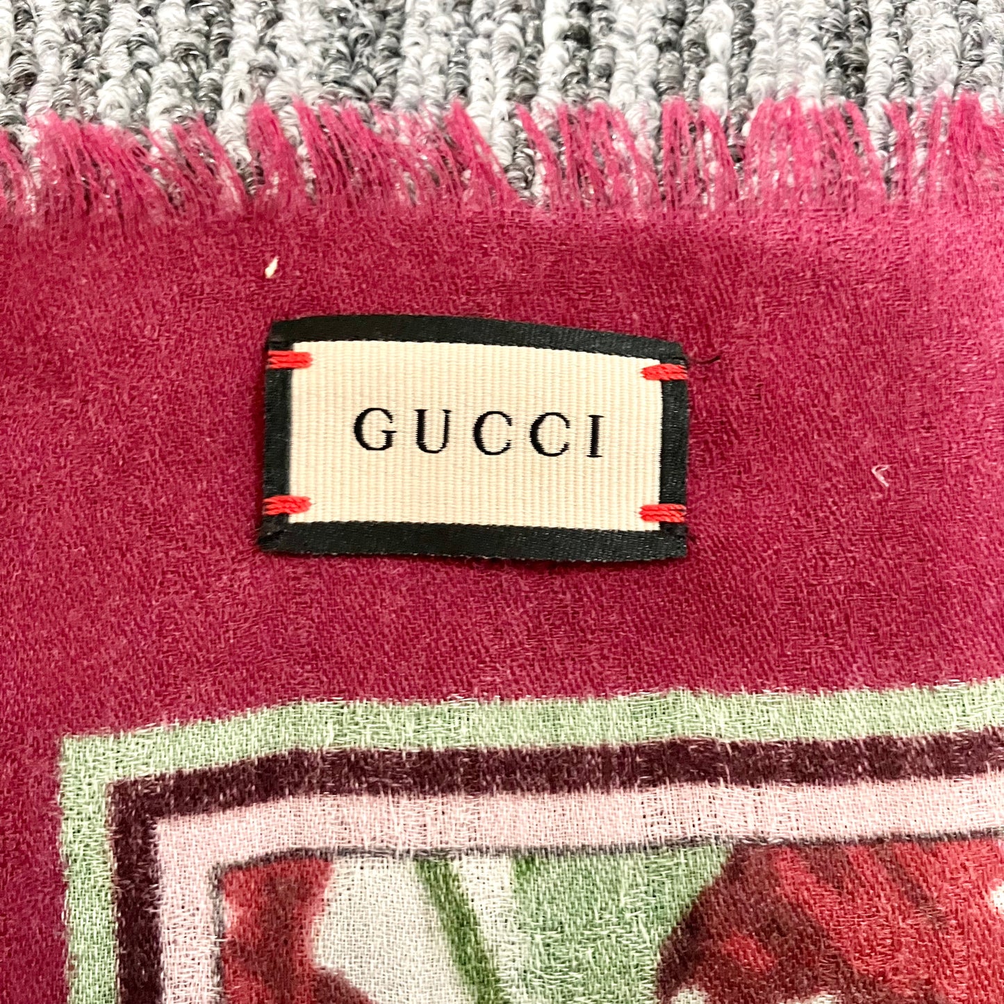 GUCCI Large scarf