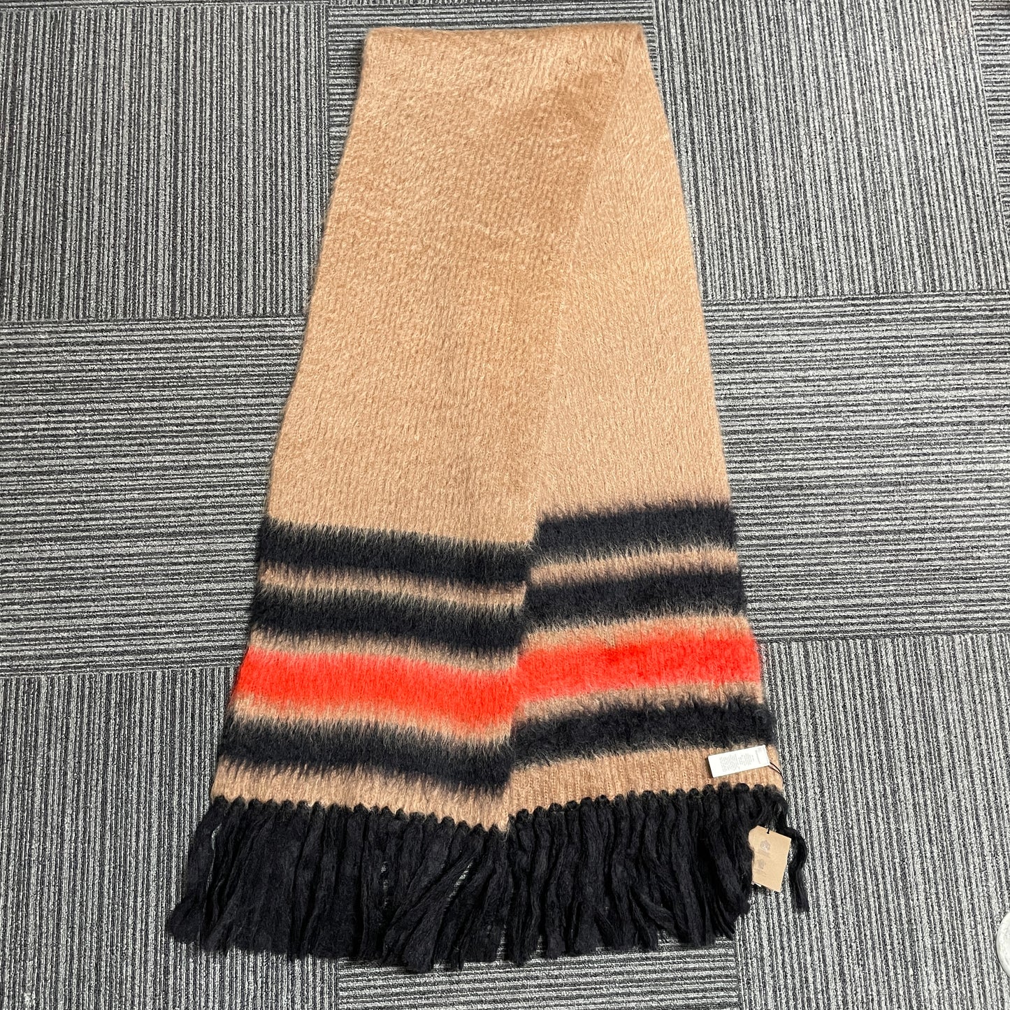 BURBERRY Scarf