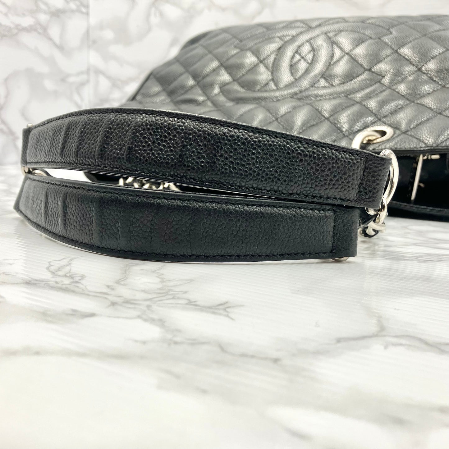 CHANEL caviar skin GST