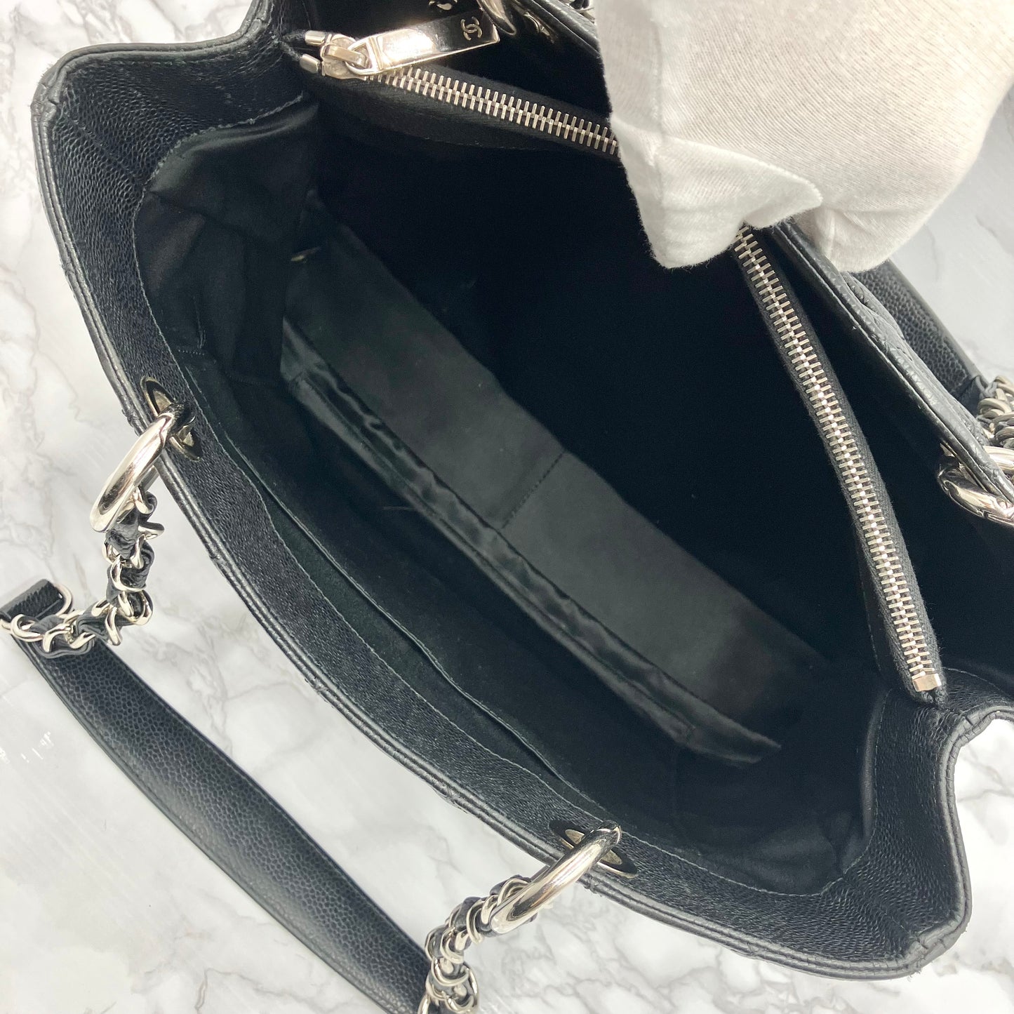 CHANEL caviar skin GST