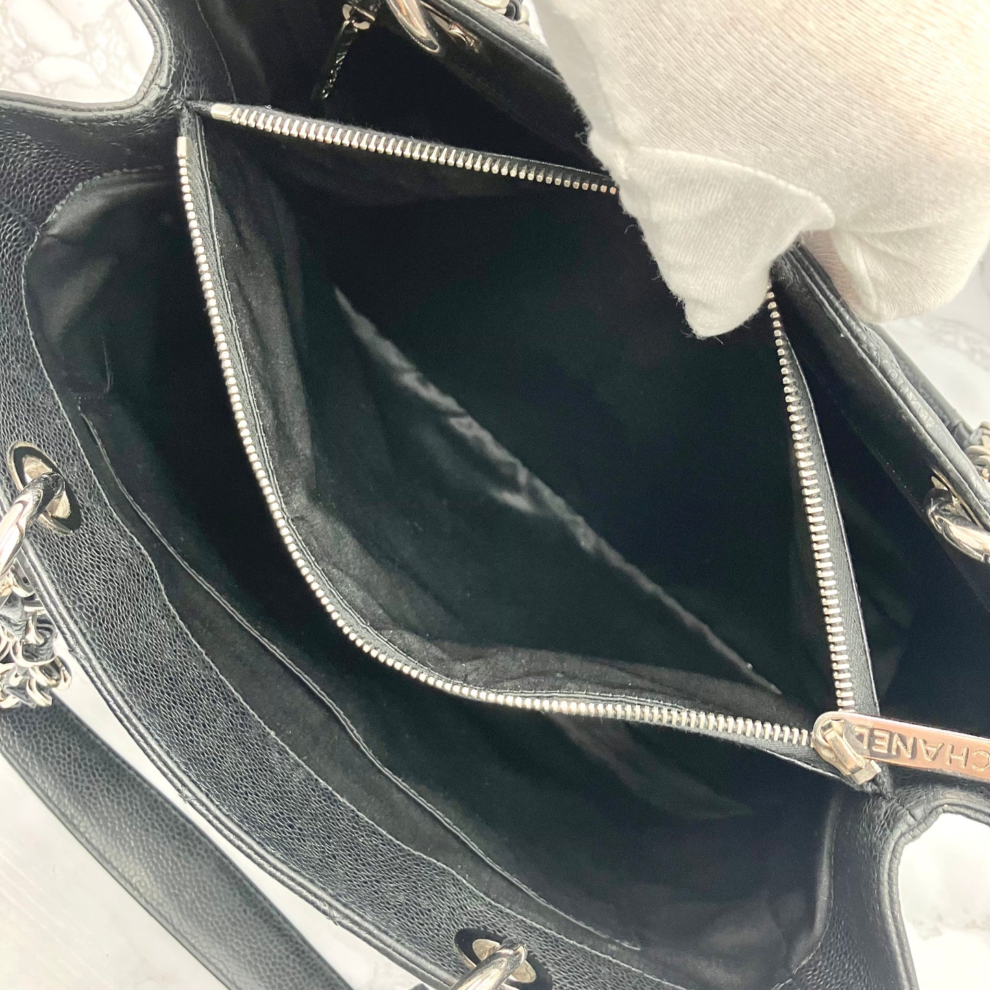 CHANEL caviar skin GST
