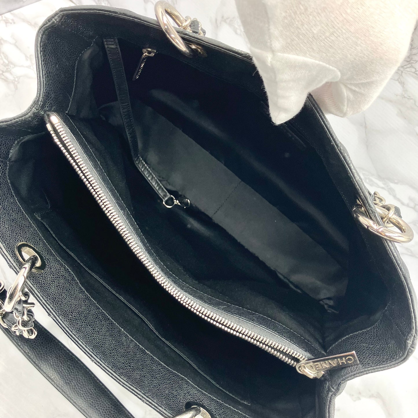 CHANEL caviar skin GST