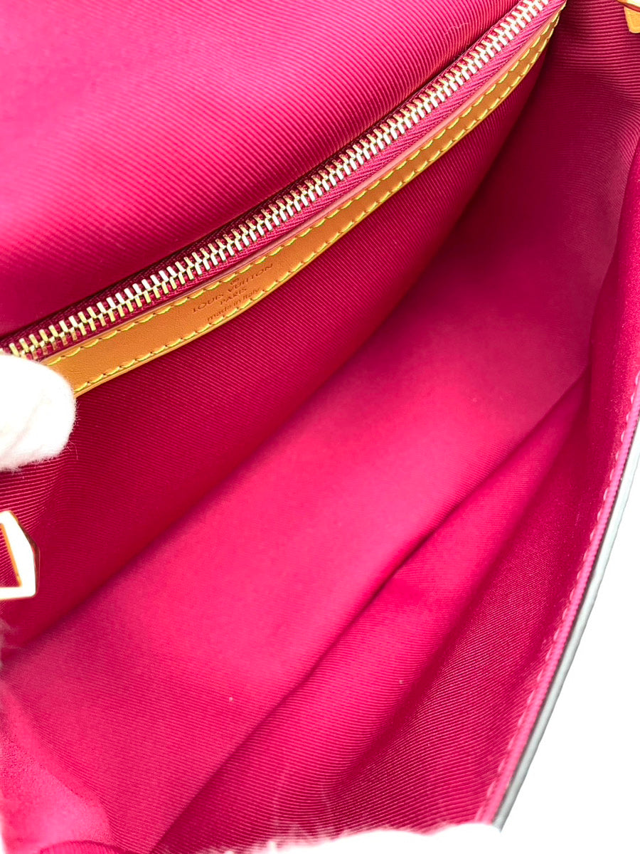 LOUIS VUITTON Diane NM PM Shoulder Bag Monogram Canvas Brown × Pink Crossbody 7-10-144