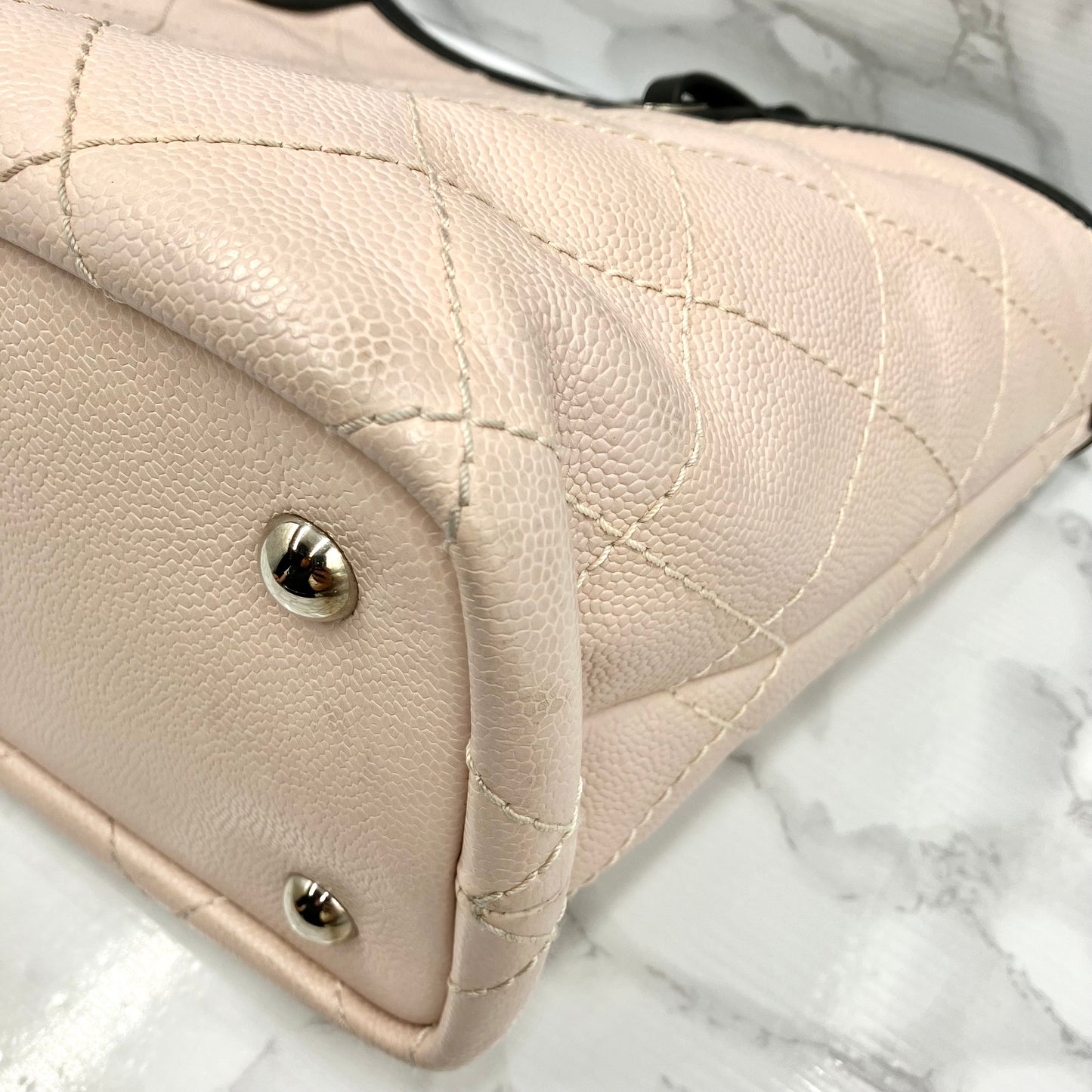 CHANEL Bicolore tote bag caviar skin