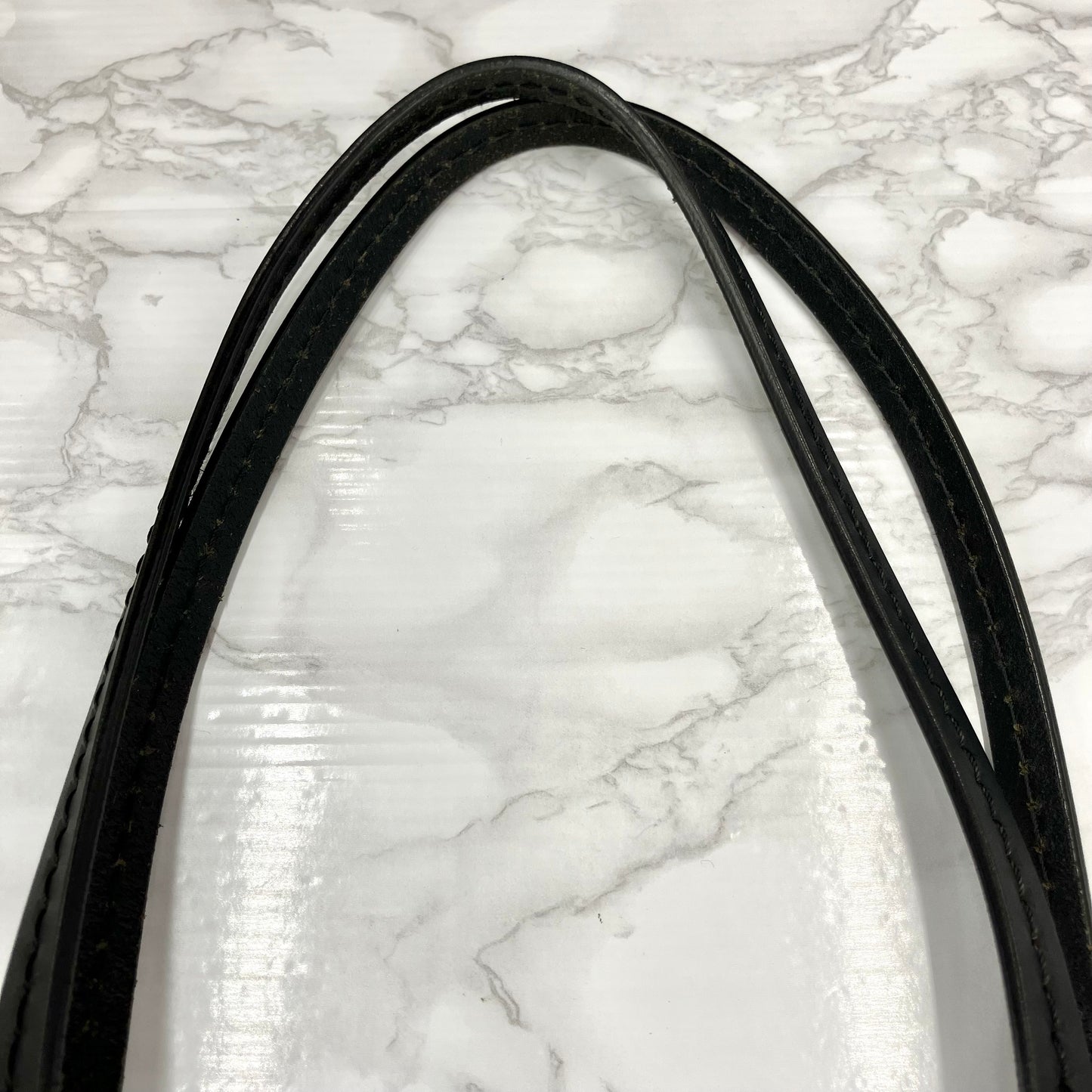 CHANEL Bicolore tote bag caviar skin