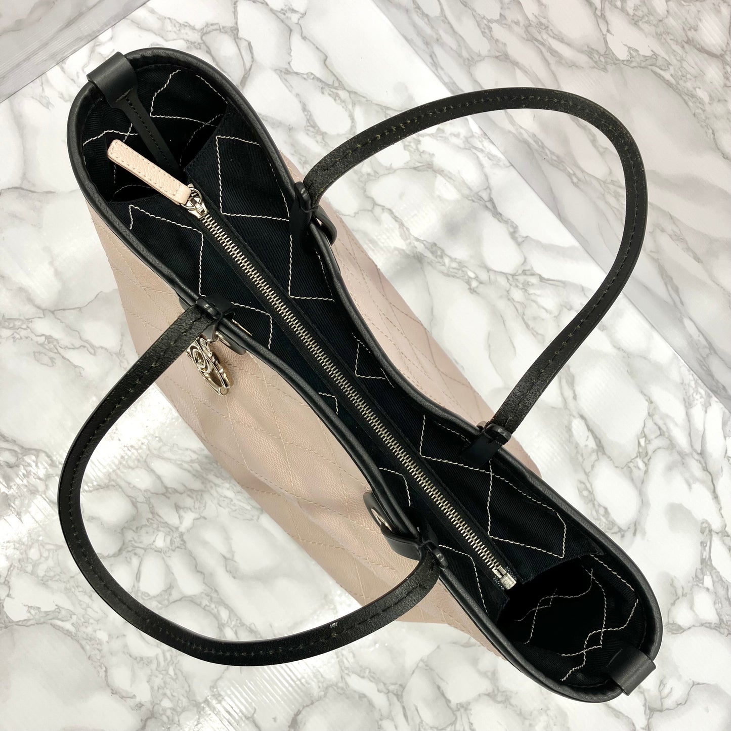 CHANEL Bicolore tote bag caviar skin