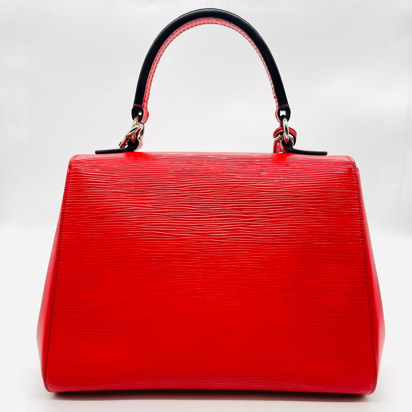 LOUIS VUITTON Epi Cluny BB