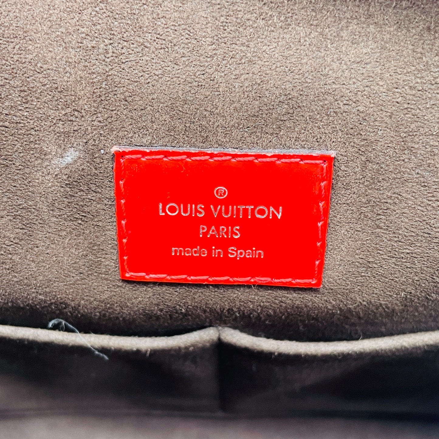 LOUIS VUITTON Epi Cluny BB