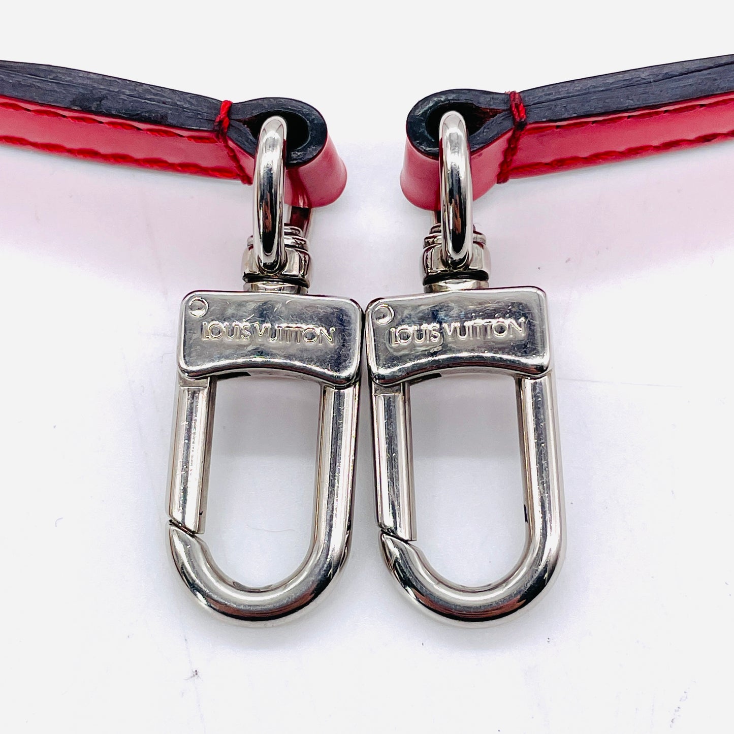 LOUIS VUITTON Epi Cluny BB