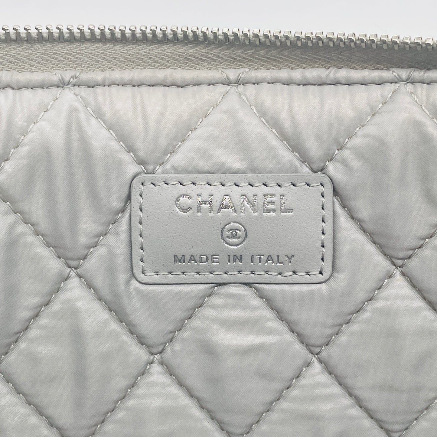 CHANEL Deauville Clutch