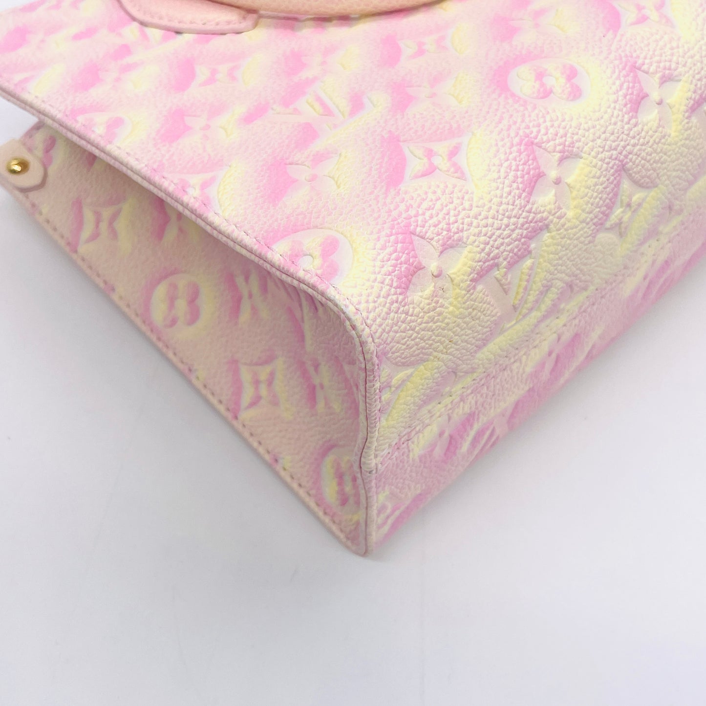 LOUIS VUITTON Empreinte On the Go PM RFID