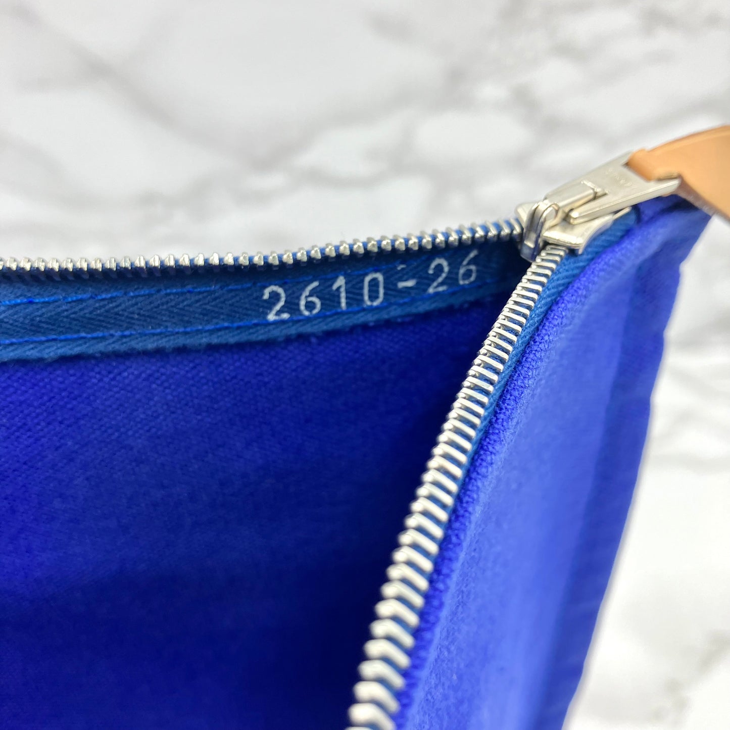 HERMES Bora Bora Pouch