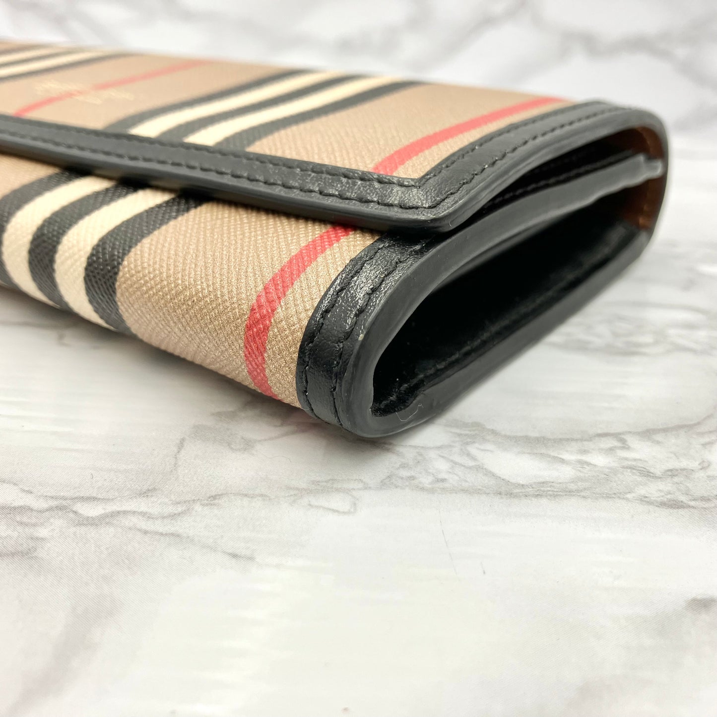 Burberry Long wallet