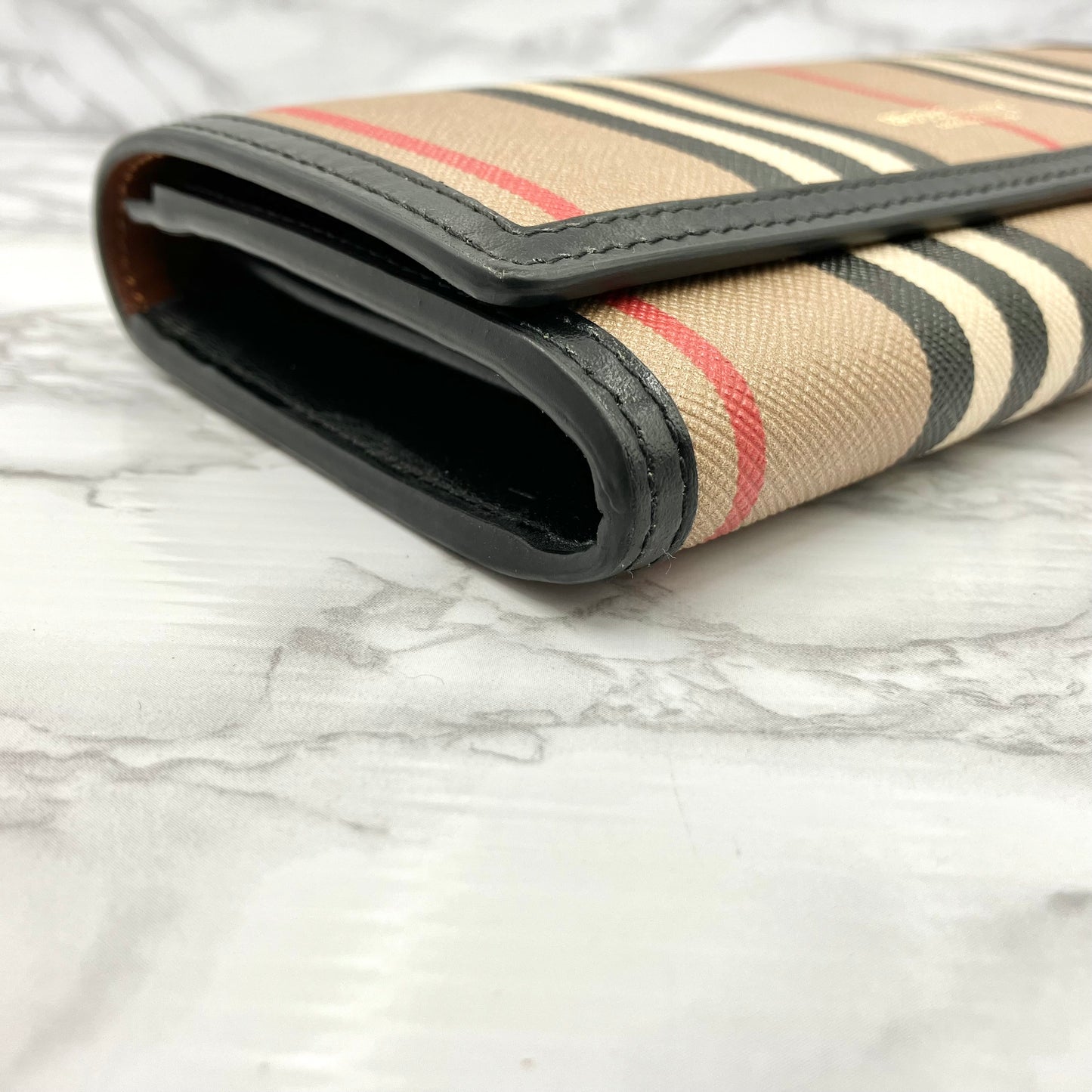 Burberry Long wallet