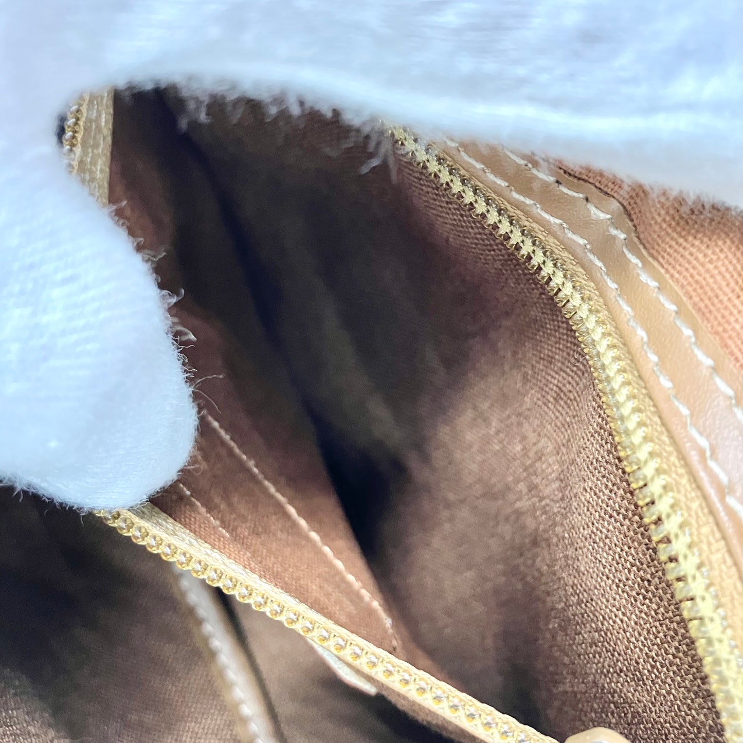Christian Dior Honeycomb shoulder bag