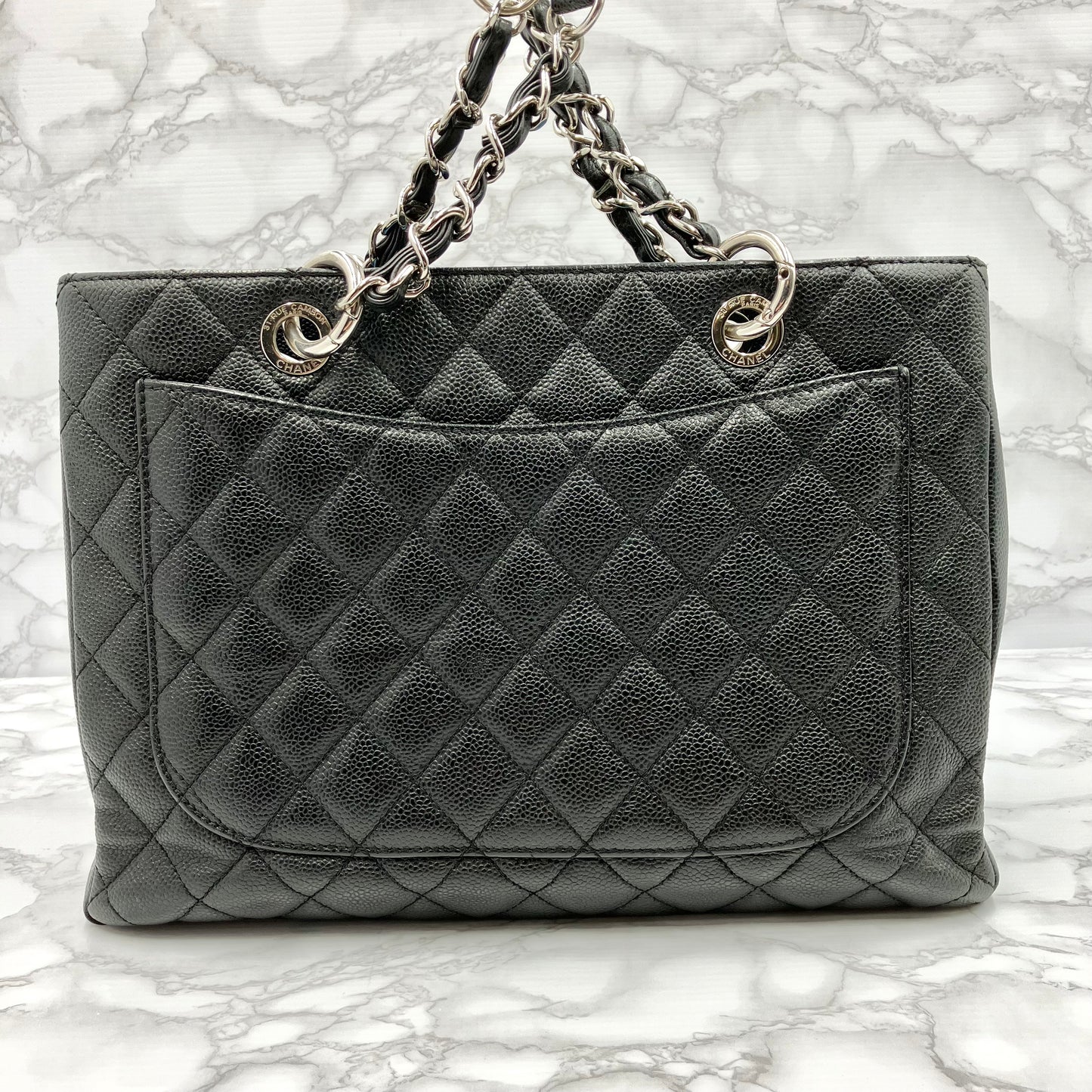 CHANEL GST Caviar skin chain tote