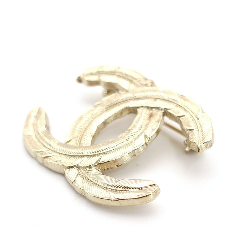 CHANEL Coco Mark Broach Gold Logo Feather 08A