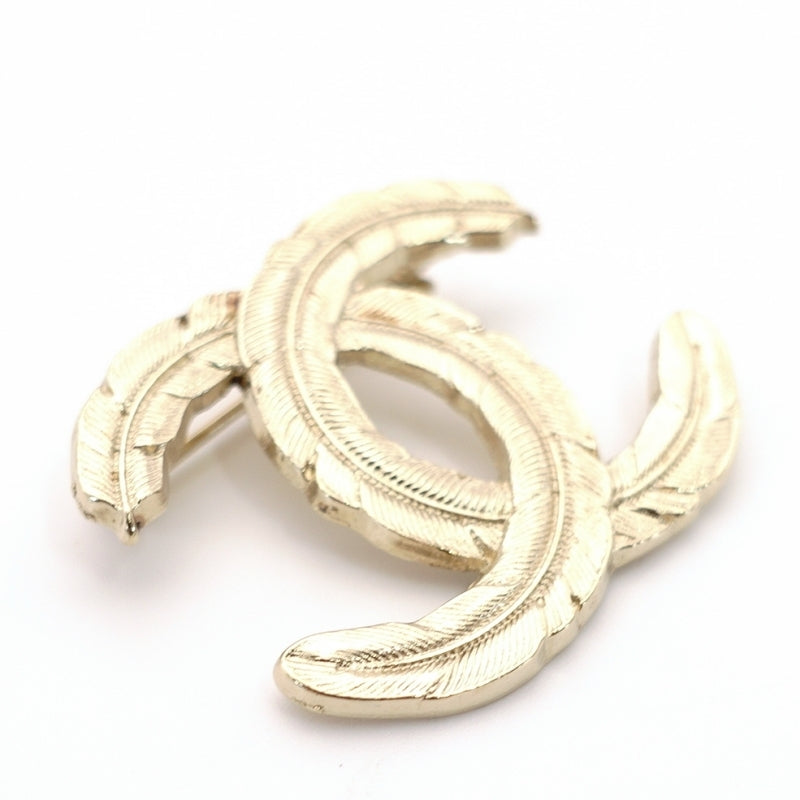 CHANEL Coco Mark Broach Gold Logo Feather 08A