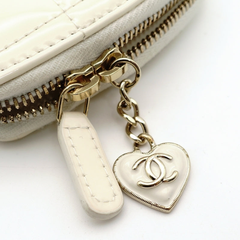 CHANEL Coco Mark Matelassé Patent Leather White Charm Coin Case