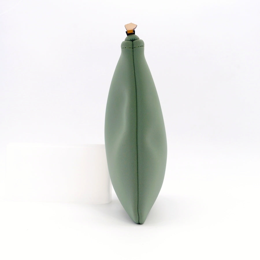 HERMES Trousse Flat MM Green Neovan Clutch bag