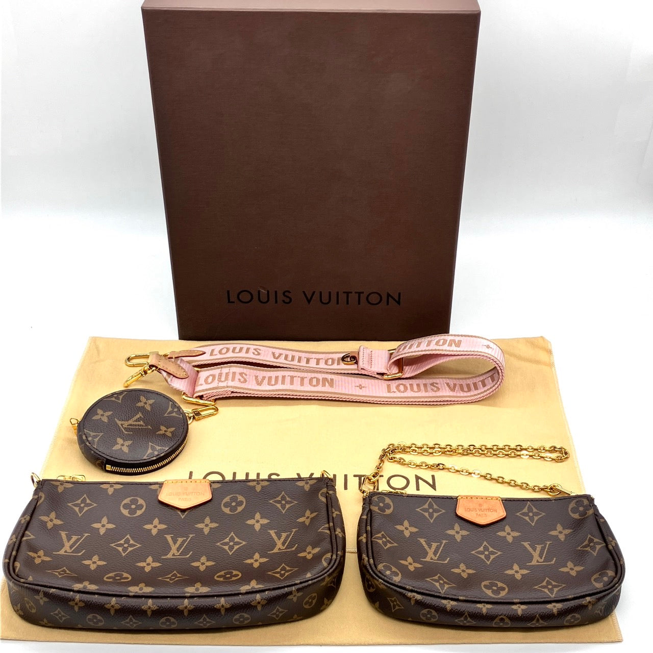 LOUIS VUITTON Multi Pochette