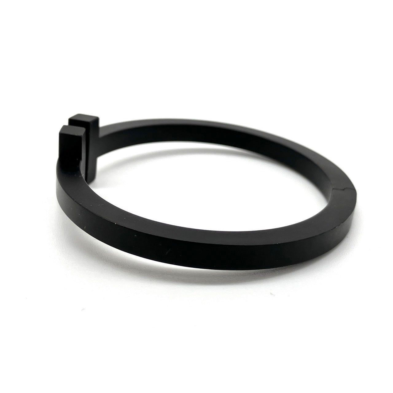 TIFFANY &Co. T Square Bangle SS Black