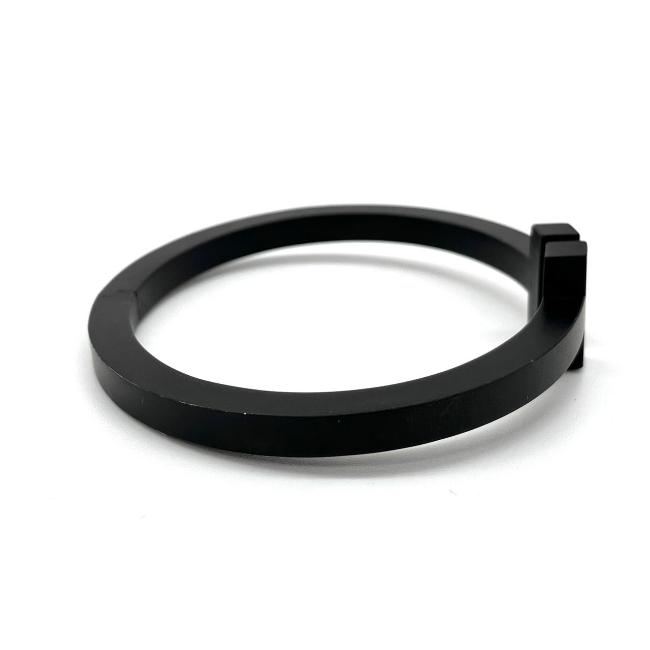 TIFFANY &Co. T Square Bangle SS Black