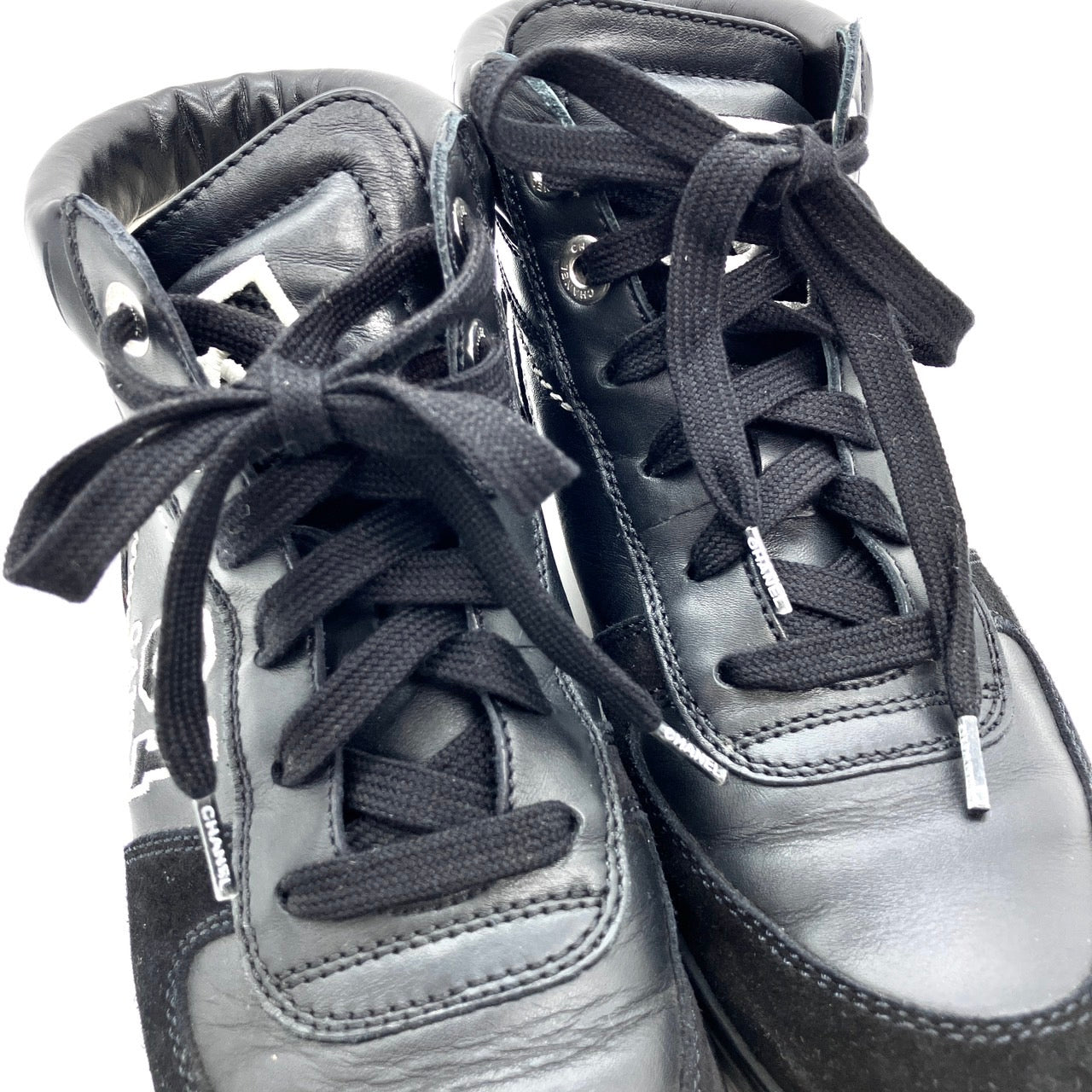 CHANEL Cambon Sneakers