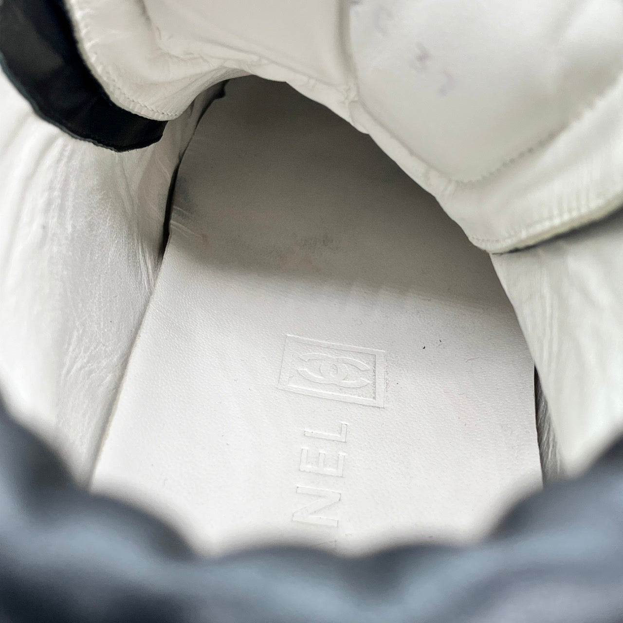 CHANEL Cambon Sneakers