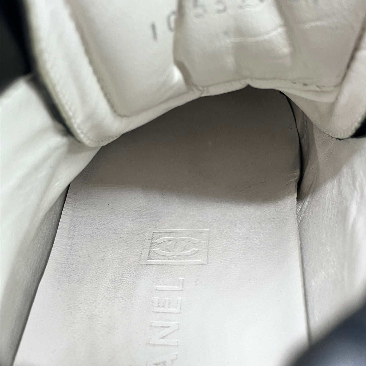 CHANEL Cambon Sneakers