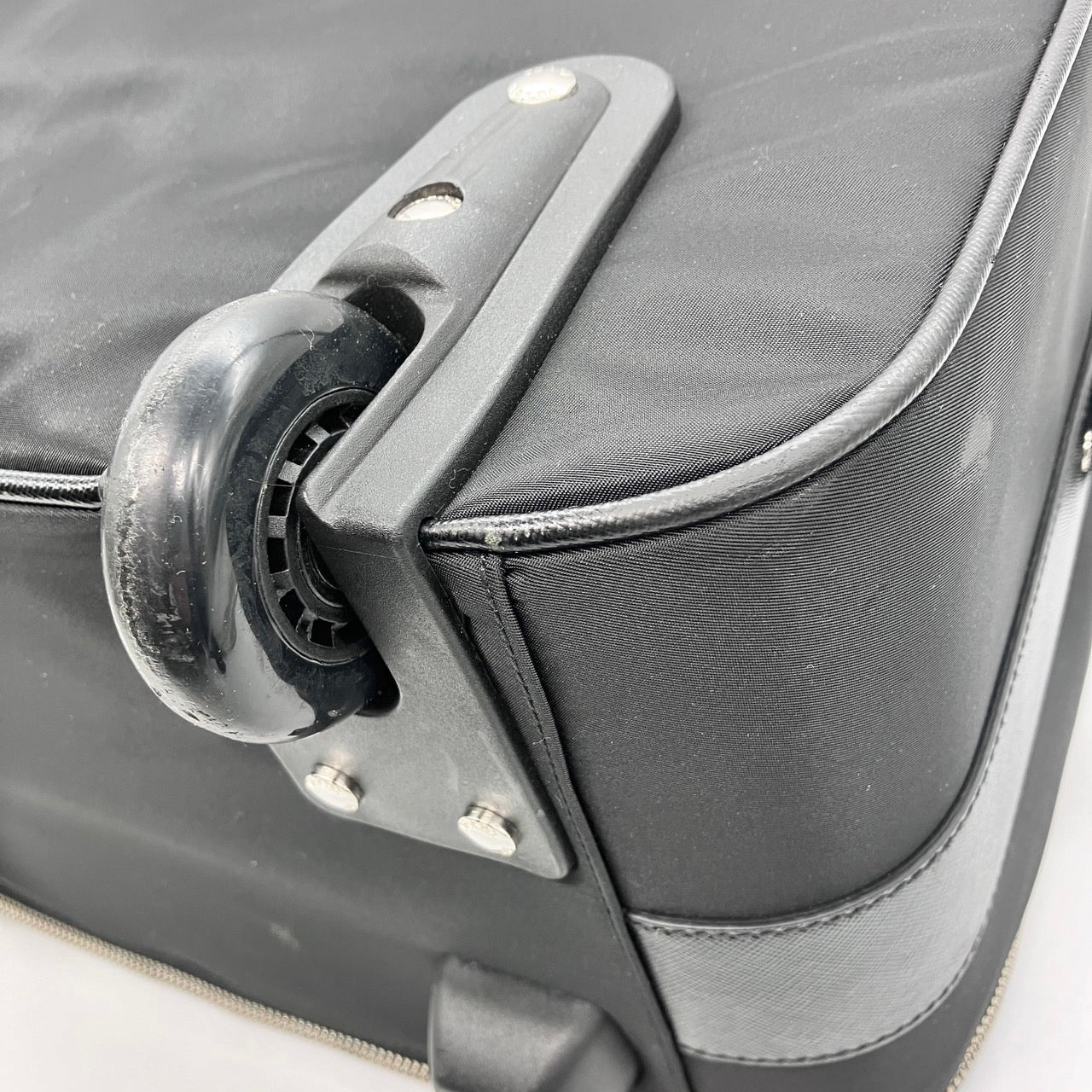 PRADA Carry case
