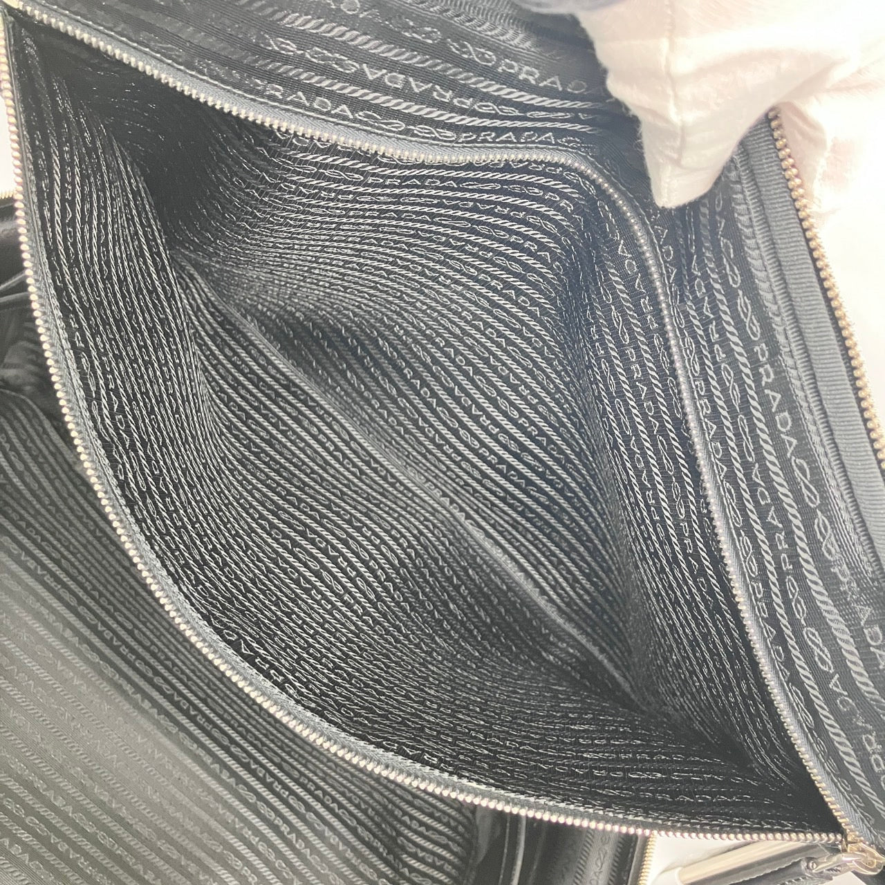PRADA Carry case