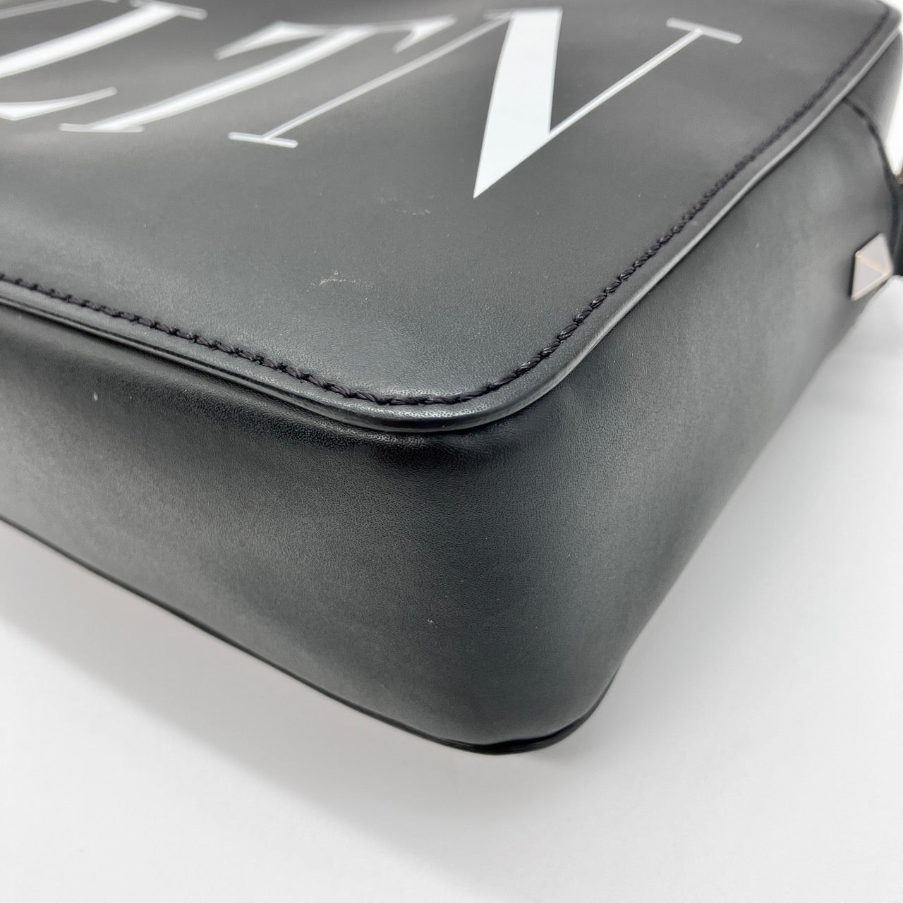 VALENTINO Leather Shoulder bag No cereal