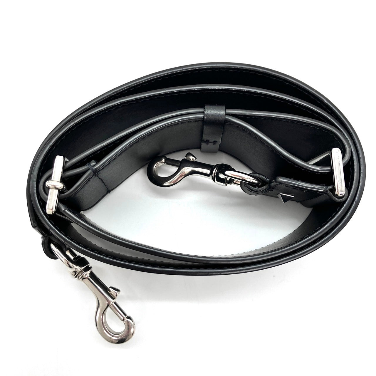 VALENTINO Leather Shoulder bag No cereal