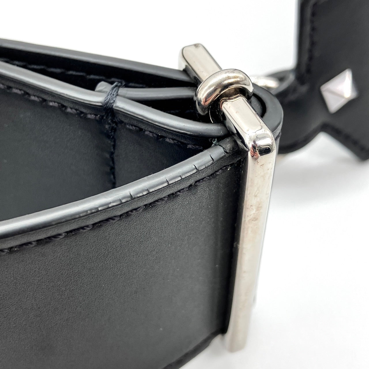 VALENTINO Leather Shoulder bag No cereal