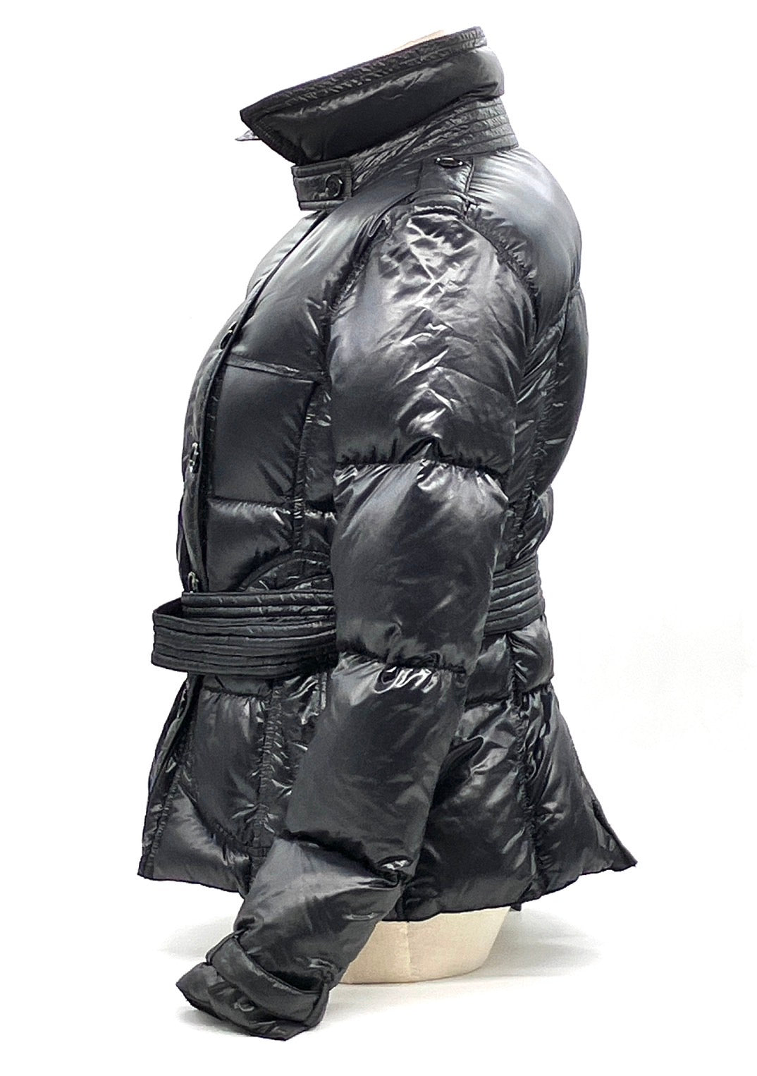 BURBERRY Down jacket