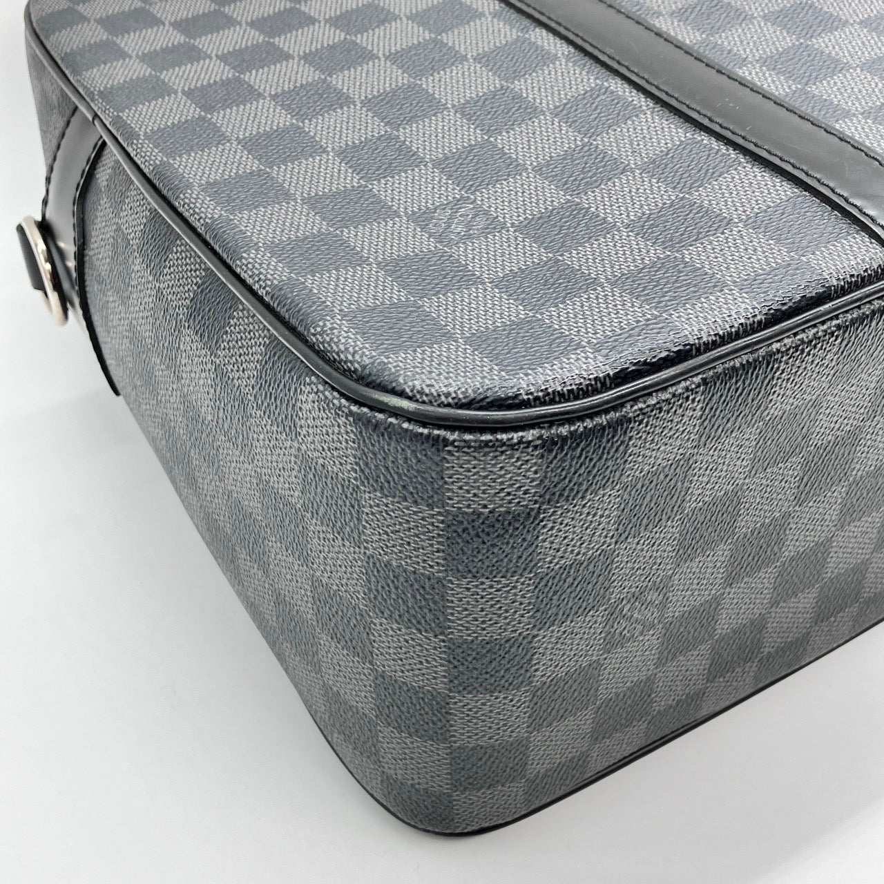 LOUIS VUITTON Graphite Yorn