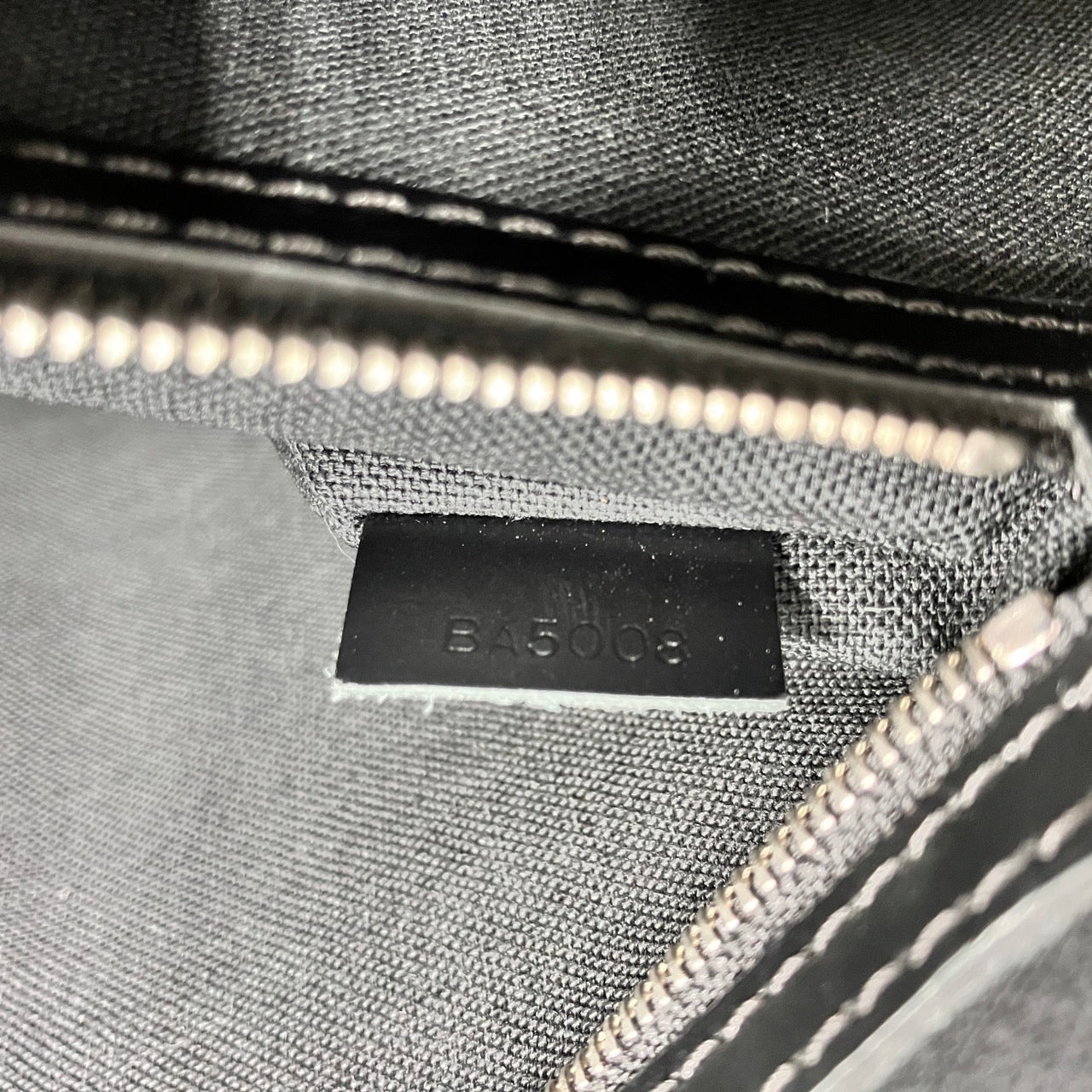LOUIS VUITTON Graphite Yorn